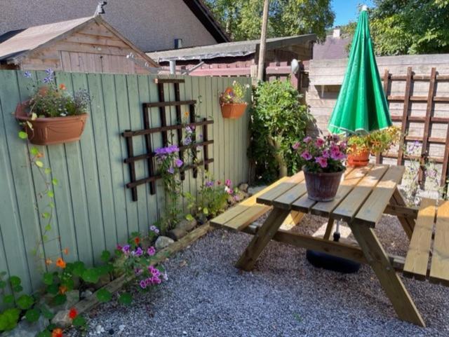 Villa The Wee Hoose Near Loch Ness, Private Garden, Private Parking à Drumnadrochit Extérieur photo